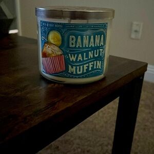 Bath and Body Works Banana Walnut Muffin 3 Wick Candle